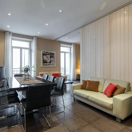 La Poste Apartment *