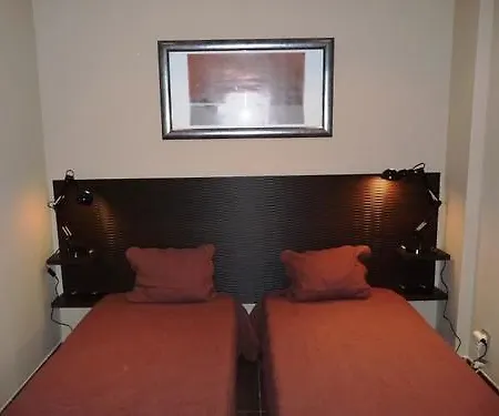 La Poste Appartement Cannes
